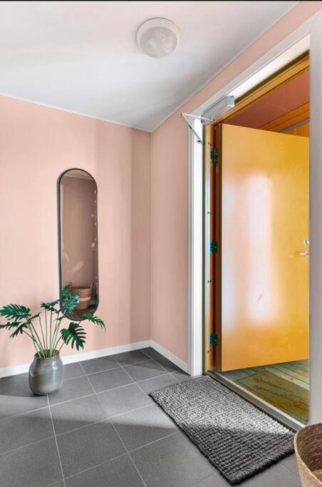 טרומסה Northern Dreams Apartment With Free Parking מראה חיצוני תמונה